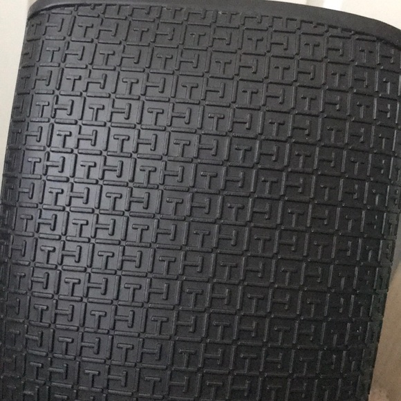 Tommy Hilfiger Boots - Picture 3 of 6